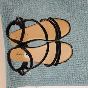 Andiamo Women's Black Sandals